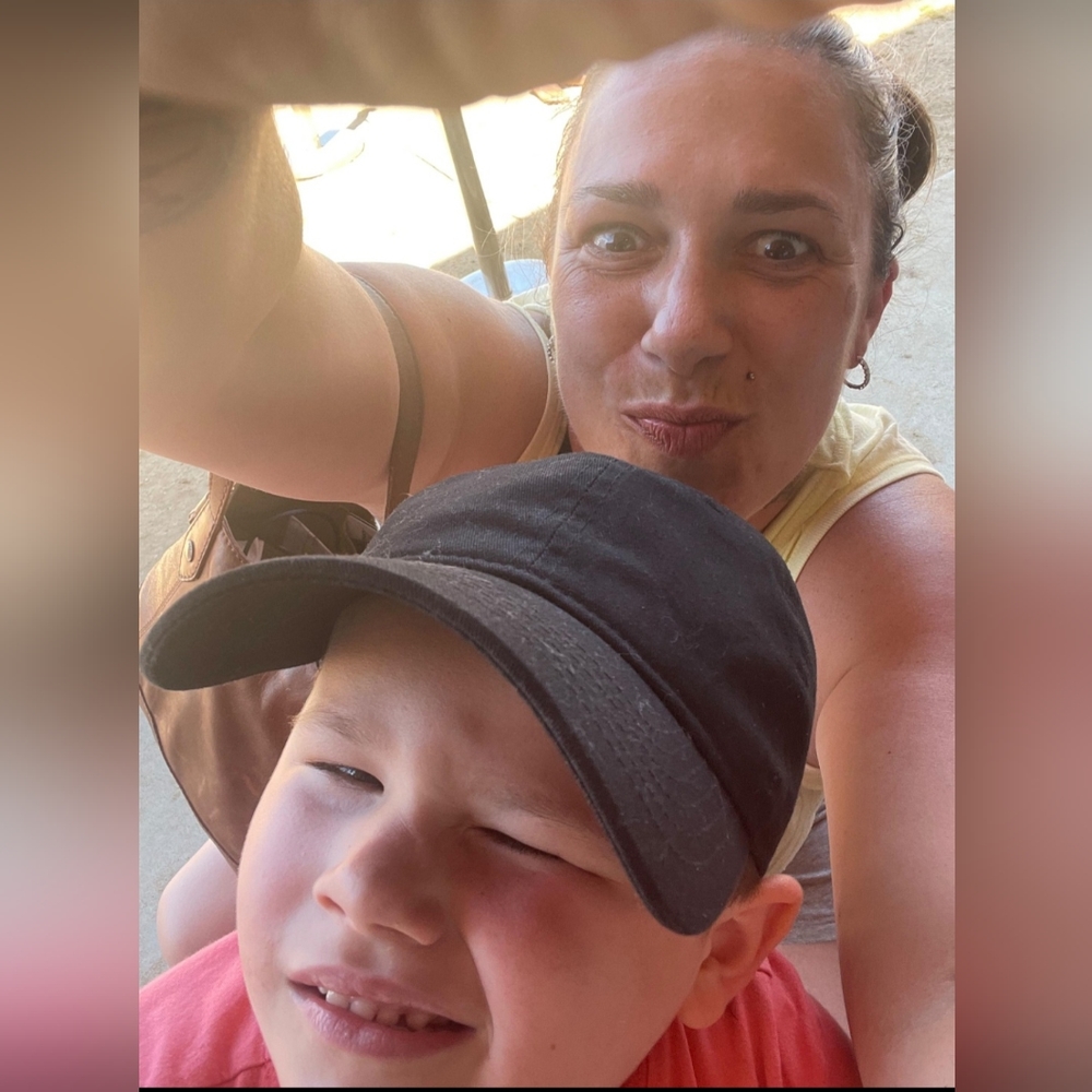 Meet your Posher, Cristin